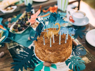 une fête d'anniversaire thème dinosaure