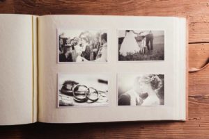 Un livre photos pour garder en papier les souvenirs de votre mariage