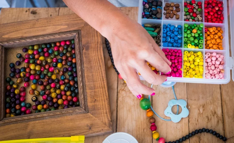 Découvrez comment fabriquer vos propres bijoux facilement