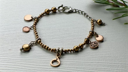 Tuto rapide et facile : créer votre bracelet à breloques